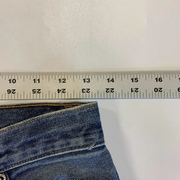 Levi's Women's Original 501 Cotton Straight Leg Button Fly Cropped Size 32 - Picture 12 of 14